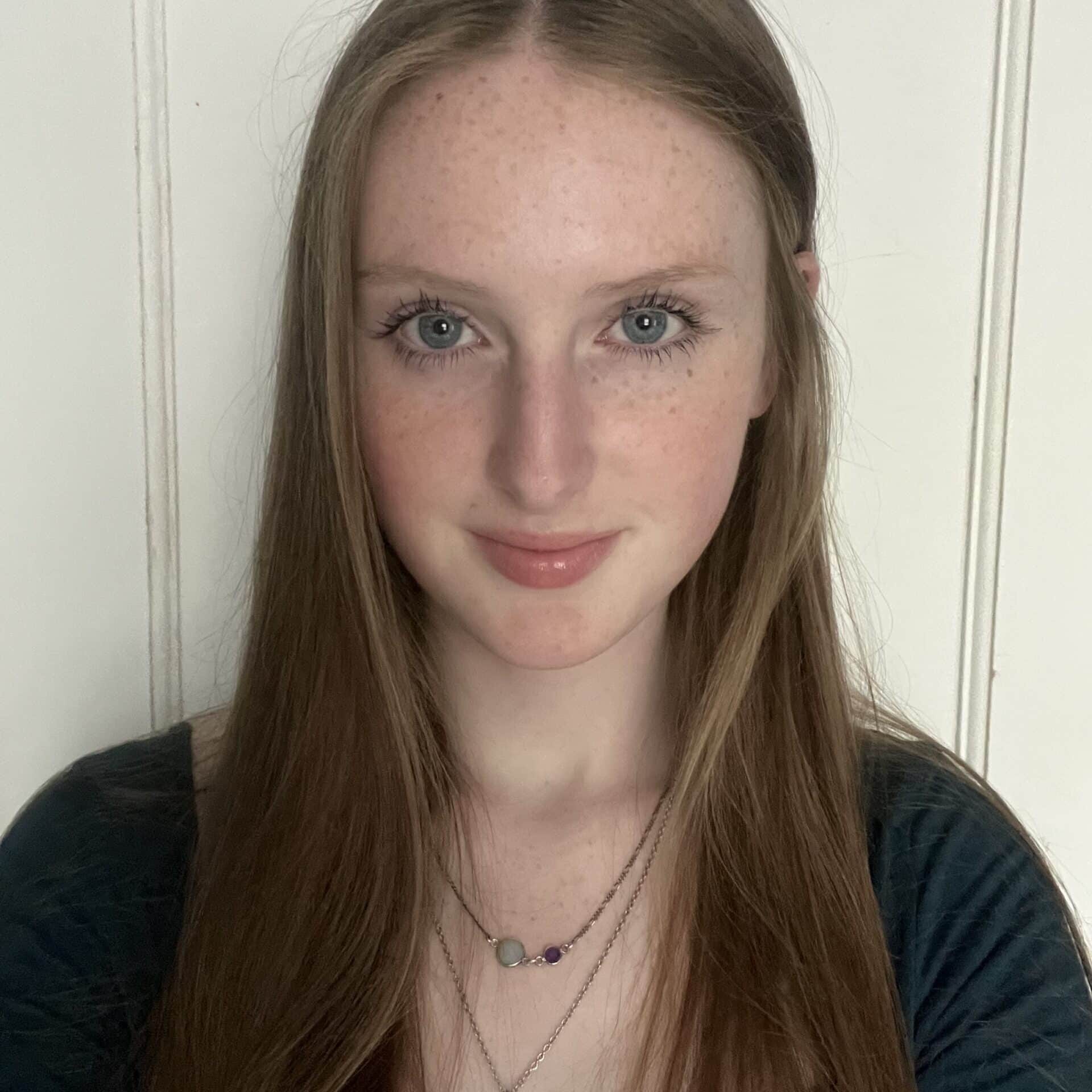 Madalyn Wik - Headshot